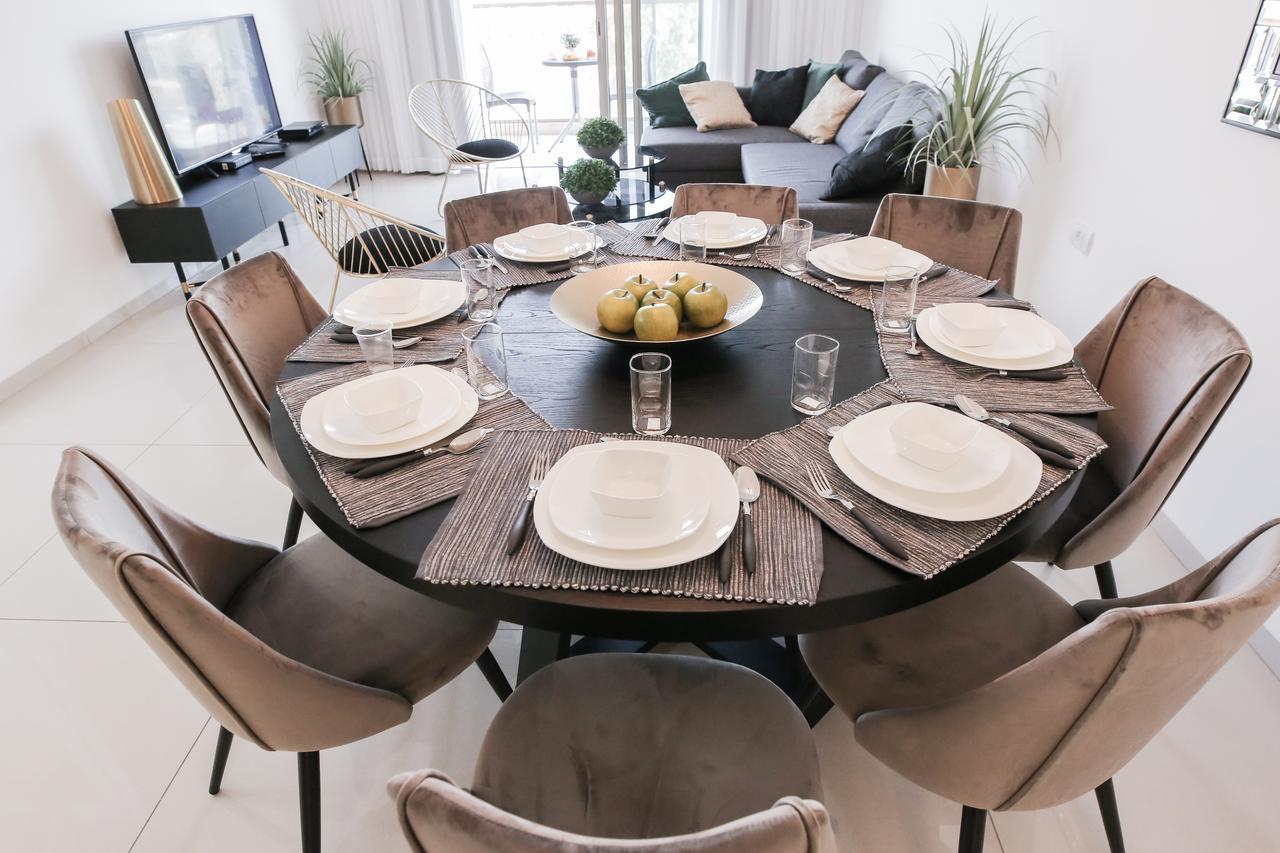 Haneviim Court Residence Yerusalem Bagian luar foto