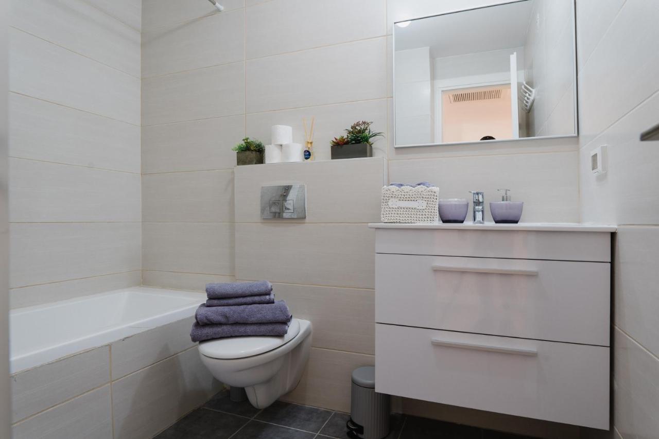 Haneviim Court Residence Yerusalem Bagian luar foto
